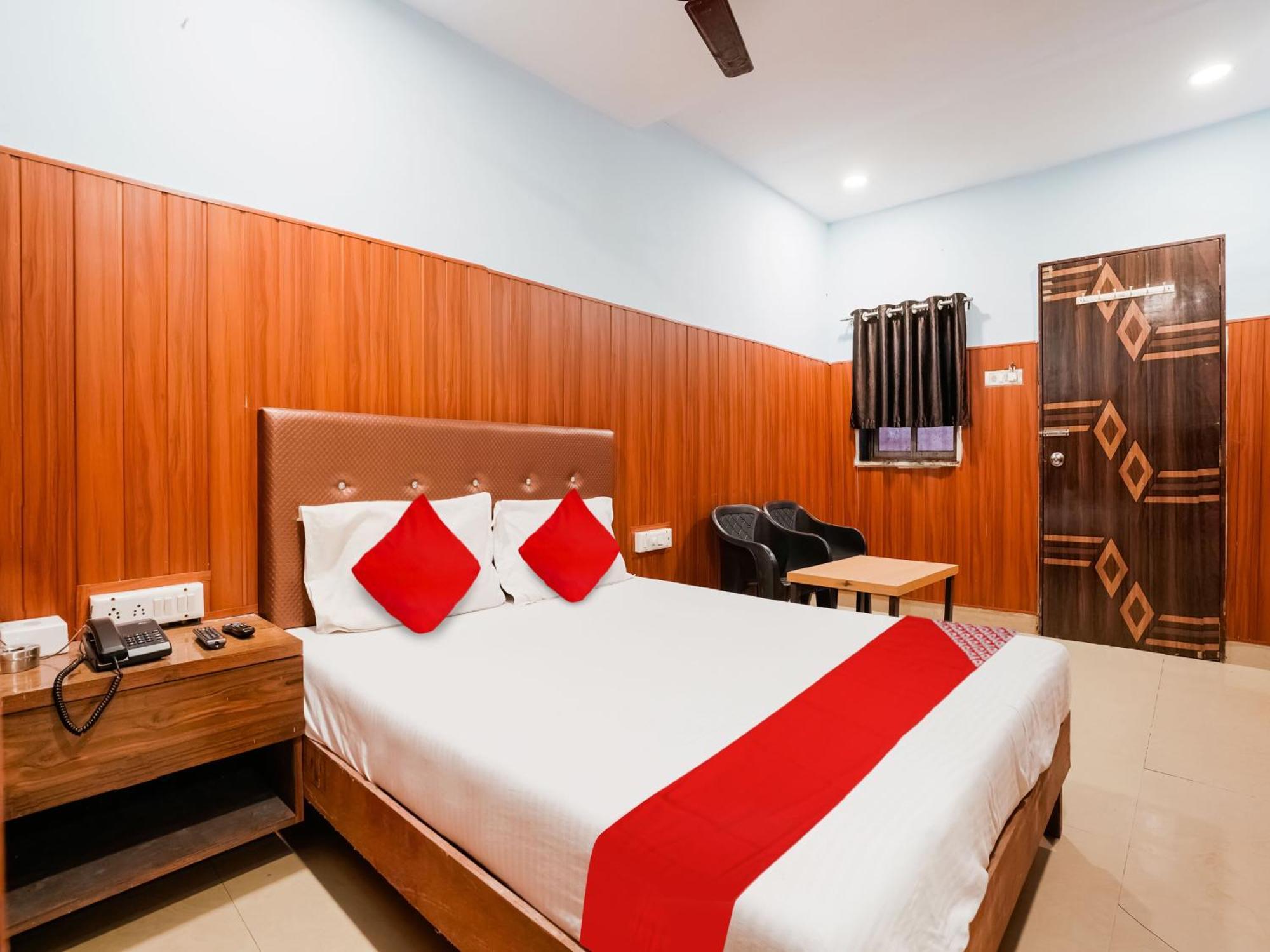 Hotel O Spotlight Тхане Екстер'єр фото